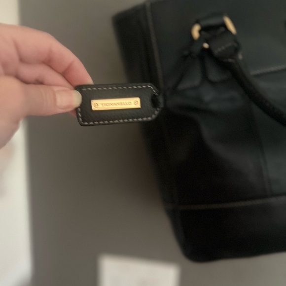 COPY - Tignanello black handbag - Picture 7 of 7